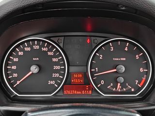 BMW Serie 1 118i Essential Edition Cabrio