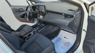 Toyota Corolla 1.8 125H BUSINESS E-CVT