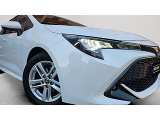 Toyota Corolla 1.8 125H BUSINESS E-CVT