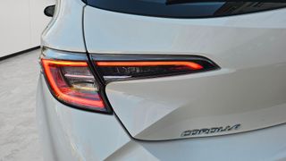 Toyota Corolla 1.8 125H BUSINESS E-CVT