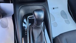 Toyota Corolla 1.8 125H BUSINESS E-CVT