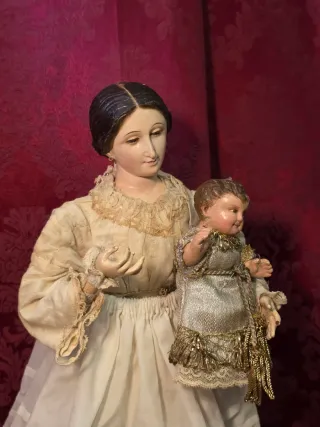 Preciosa Virgen y niño capipota