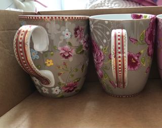 2 Tazas mug grandes porcelana