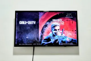 PS4 Slim 1TB + 14 Juegos