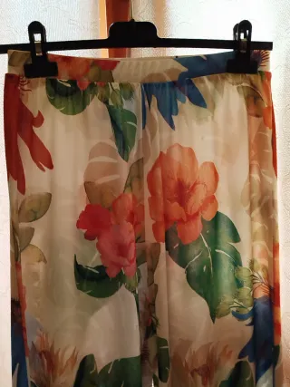 Pantaloni Zara fantasia floreale taglia S