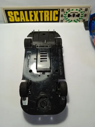 Coche Scalextric Azul Red Bull Ferrari 550