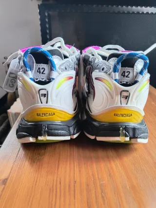 Balenciaga Runner N.42