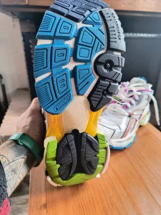 Balenciaga Runner N.42