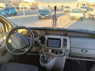 Furgo  Primastar (semicamperizada)