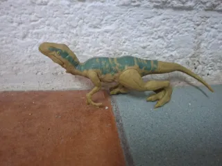 Dinosauro Jurassic World Velociraptor Echo