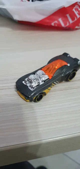 Set 6 modellini auto Hot Wheels