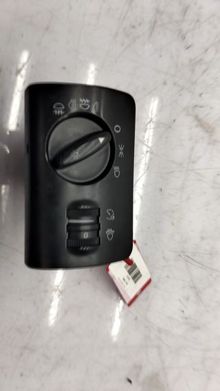 MANDO LUCES AUDI A6 BERLINA (4B2)