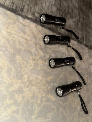 4 Linternas Tácticas LED