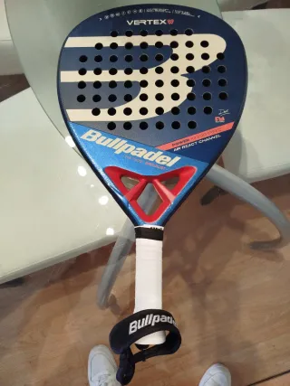 Pala Bullpadel Vertex 03