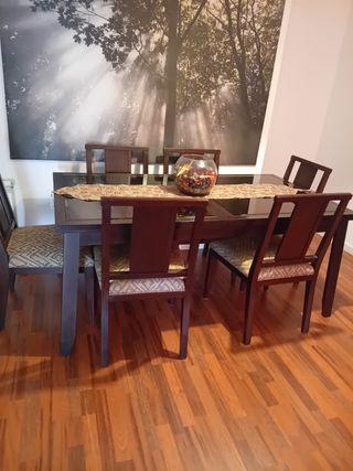 Tavolo da pranzo estensibile + 6 sedie