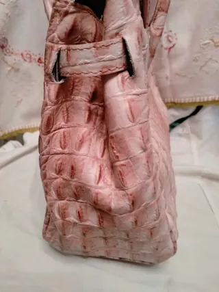 Borsa rosa effetto coccodrillo Made in Italy