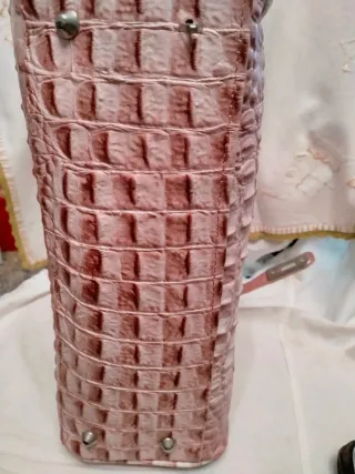 Borsa rosa effetto coccodrillo Made in Italy