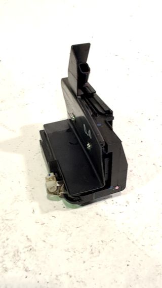 CERRADURA PUERTA DELANTERA DERECHA DACIA LOGAN II