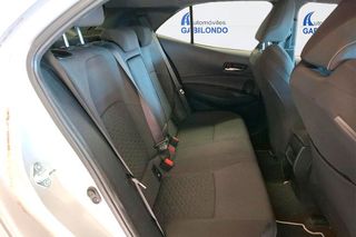 Toyota Corolla 1.8 125H BUSINESS PLUS E-CVT