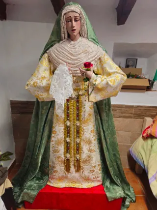 Virgen de vestir