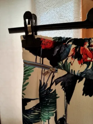 Pantaloni Zara fantasia floreale taglia S