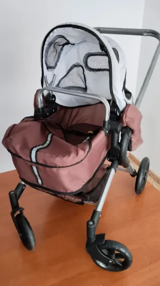 Cochecito para muñecas
