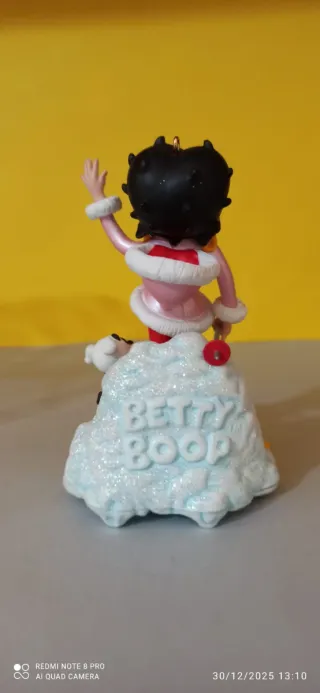 Decorazione natalizia di Betty Boop.