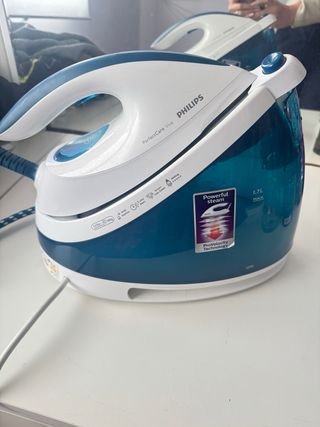 Plancha Vapor Philips PerfectCare Viva 1.7L