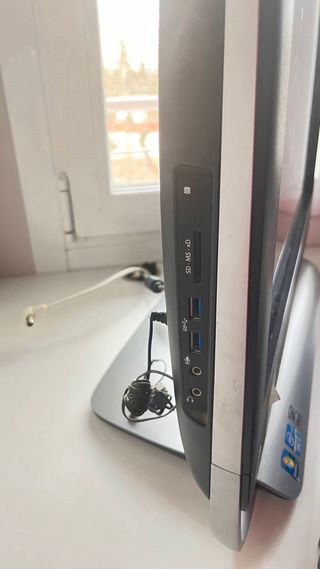 HP TouchSmart 520 All-in-one táctil con Antena TV