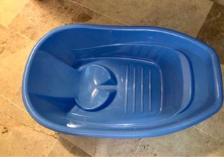 Bañera de bebé azul