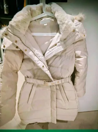 Precioso abrigo de plumas Zara nuevo con etiqueta