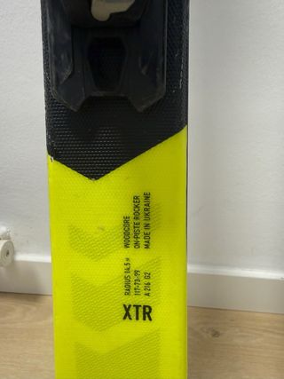 Esquís Fischer RC4 XTR 155cm con fijaciones RS10