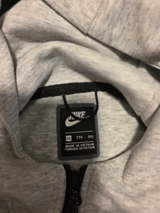 Sudadera Nike Tech Windrunner XL Gris