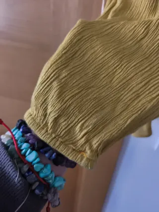 Camisa manga larga Stradivarius verde oliva