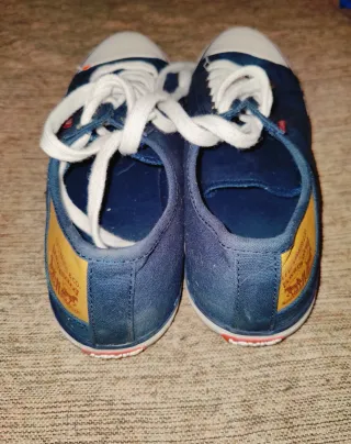 Zapatillas Levis Azul y Blanco
