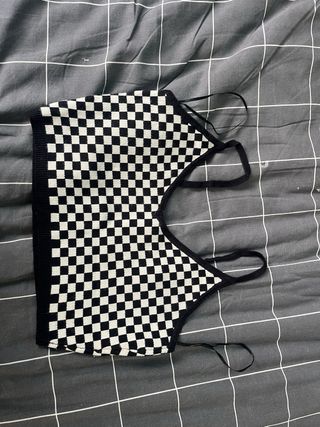 Tops cuadros blanco y negro