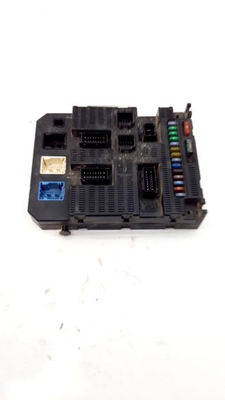 CAJA RELES / FUSIBLES CITROEN C2