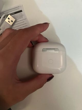 Cascos inalámbricos Pro 6 Plus en color blanco.