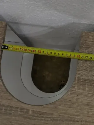 Mueble de baño de madera y blanco