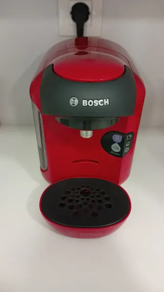 Cafetera Bosch Roja