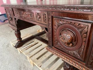 Escritorio antiguo madera barnizada