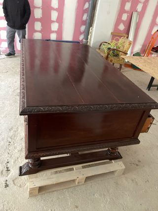Escritorio antiguo madera barnizada