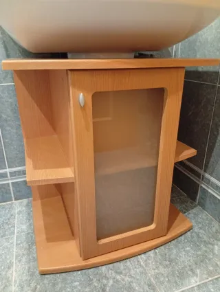Mueble bajo lavabo y 2 armarios pared