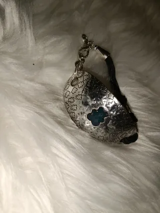 Pulsera plateada con osito en detalle azul Acero