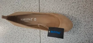 Zapatos cuña MaryPaz beige