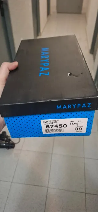 Zapatos cuña MaryPaz beige