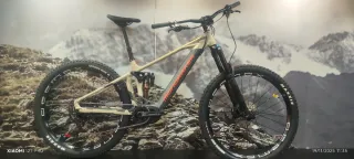 Bicicleta eléctrica Mondraker crafty R