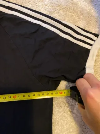 Camiseta Adidas Negra Rayas Blancas Retro