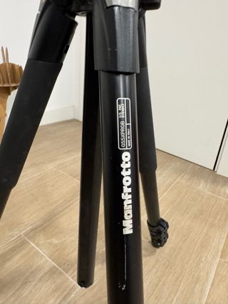 Trípode Manfrotto Negro
