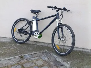Bicicleta Eléctrica MTB Negra